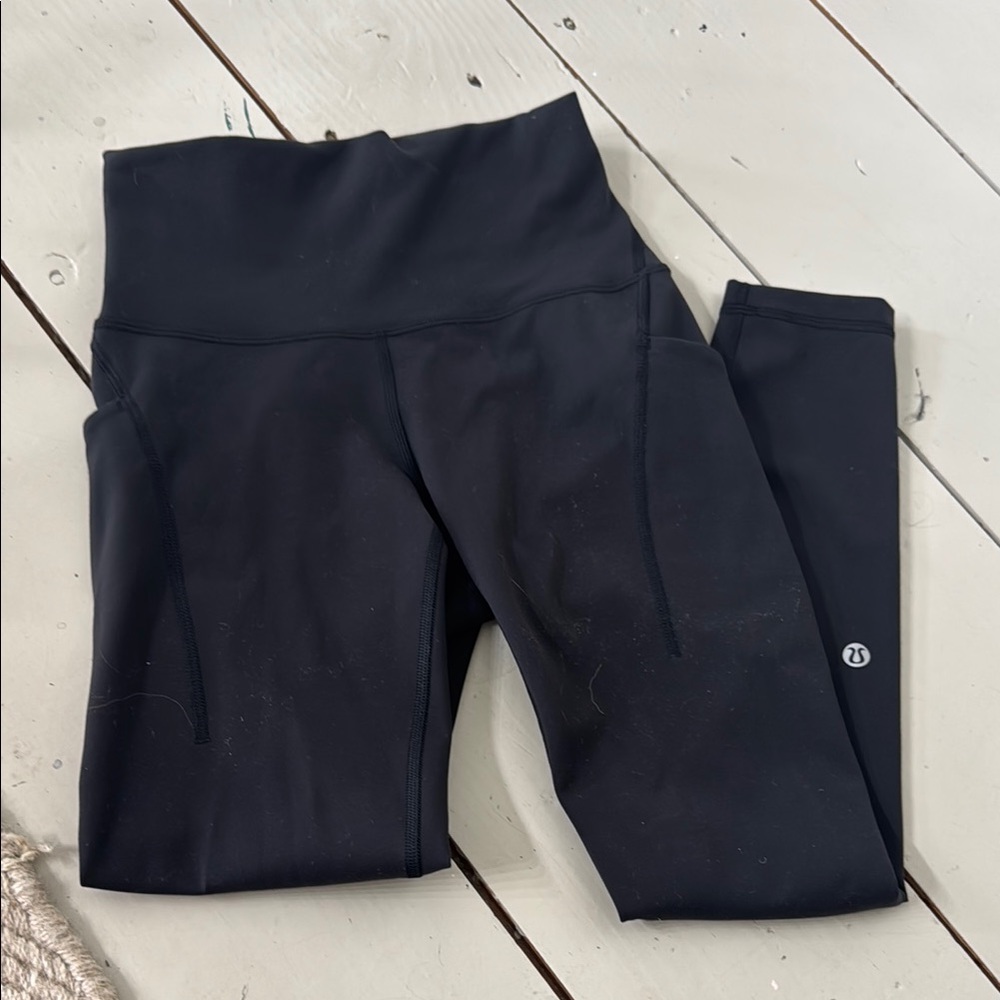 Women’s 5 8 inch black pants Wonder under with pockets  brand new never worn